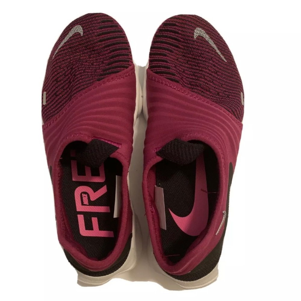 New Womens Nike Free Flyknit Size 7.5